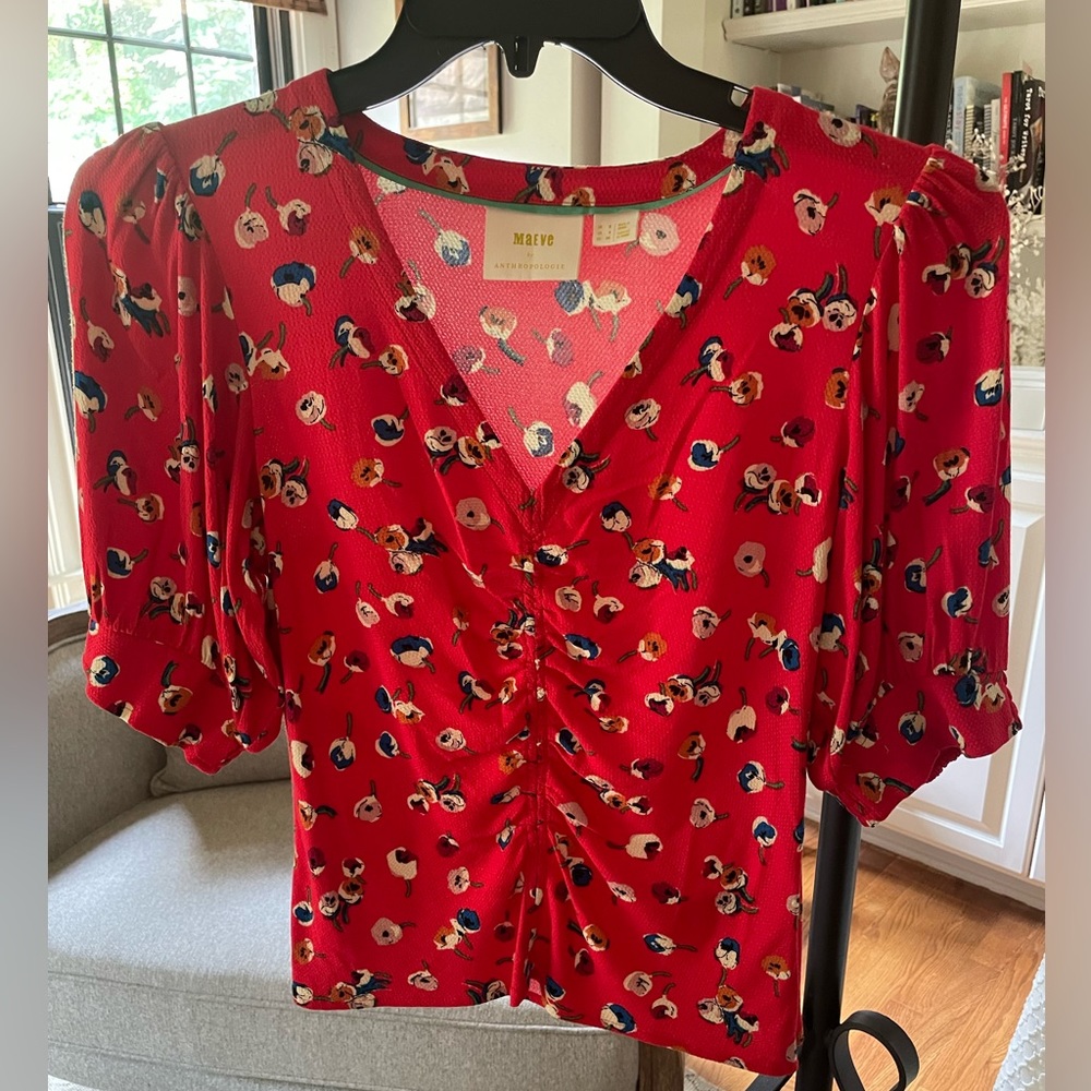 Mauve by Anthropologie red floral gathered sleeve top Small (4)